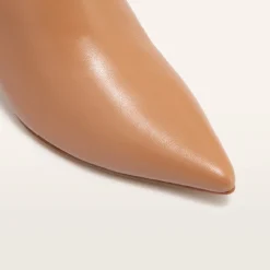 Allegra Tan