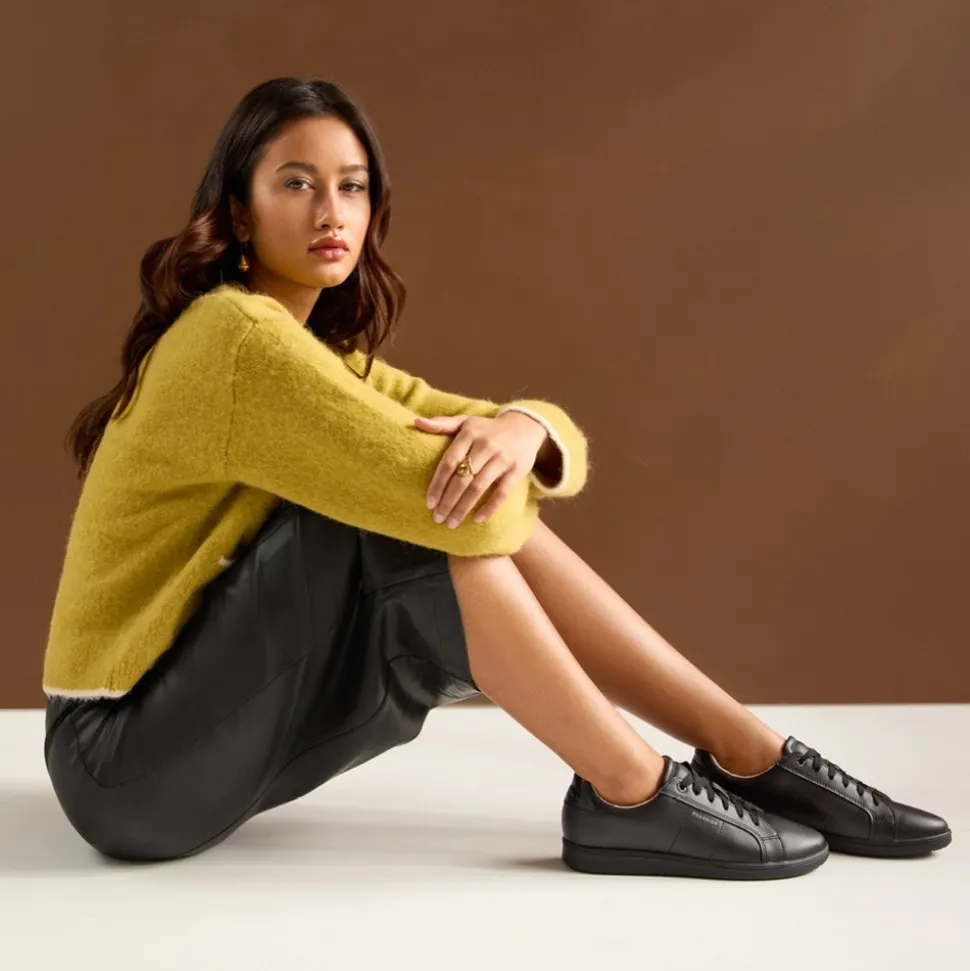 Jackie V Black/Black
