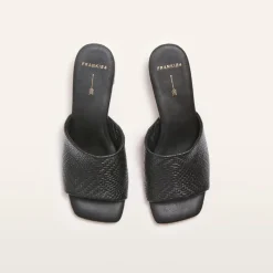 Kennedy Black Weave