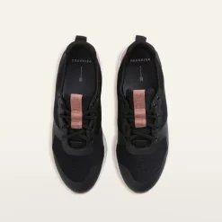 Mae II Black