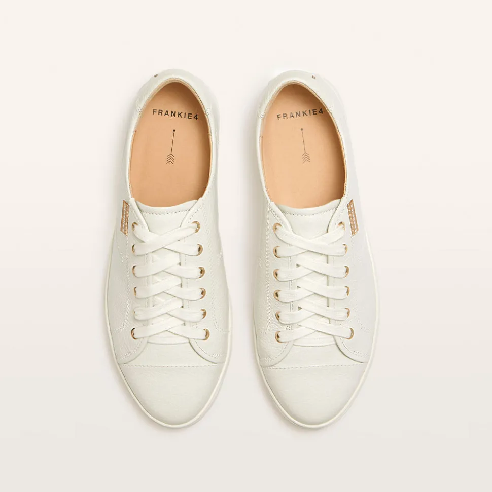 Nat III White Tumbled