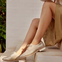 Olivia III Gold