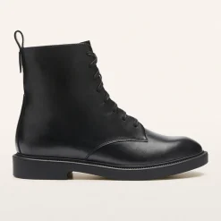 Scout Black