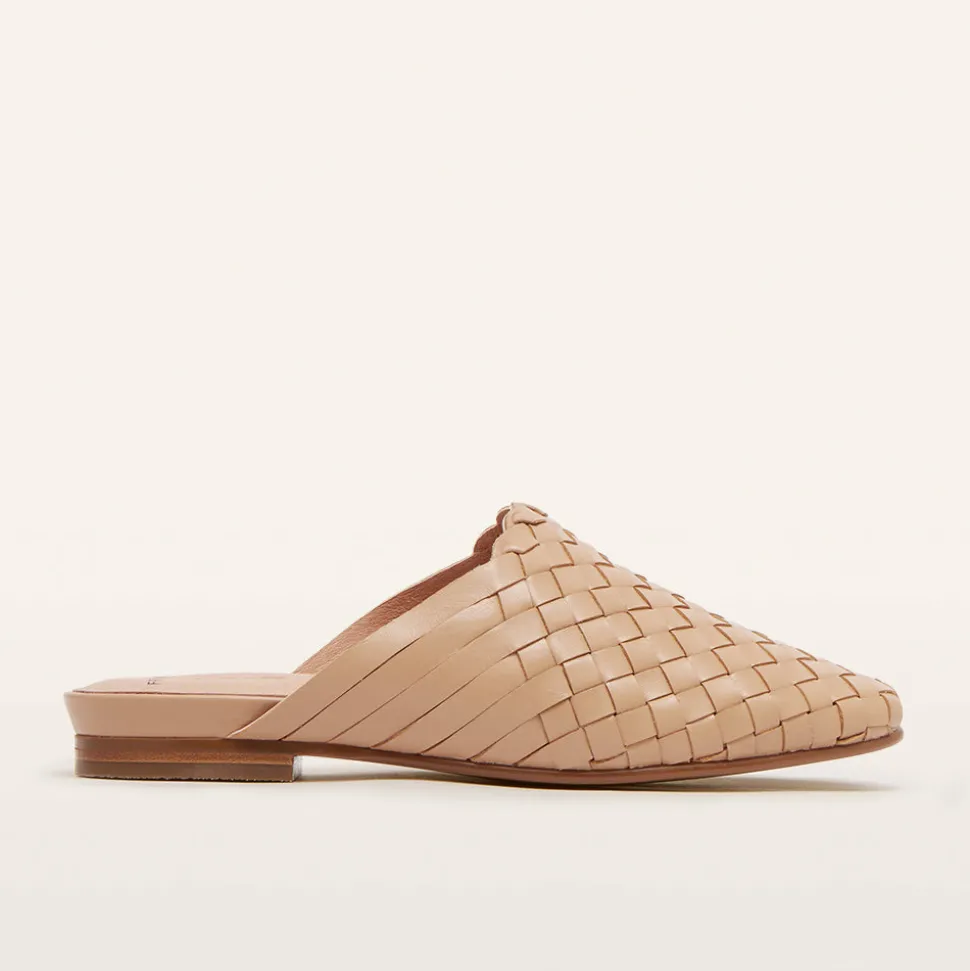 Wallace Camel Weave